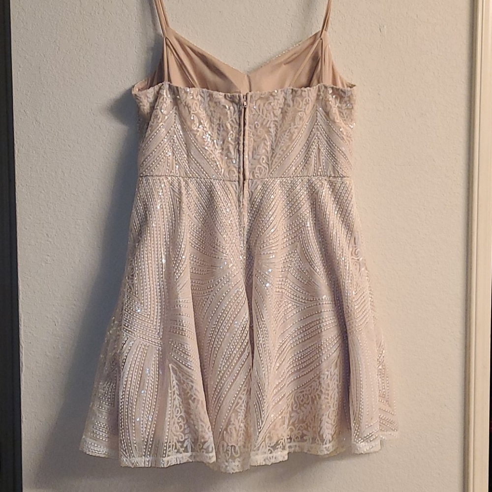 Beige and White Short Tulle Cocktail Dress - Picture 4 of 8